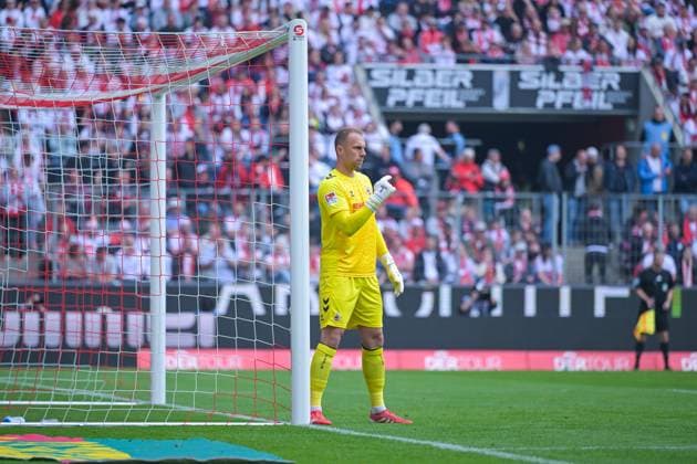 18 05 2025, Football, 2 Bundesliga, 34 Matchday Season 2024 2025, 1 FC Köln 1 FC Kaiserslautern, Goalkeeper Marvin Schwäbe 1 FC Köln xRHR PHOTO TKx Copyright: RHR-FOTOx RHR-FOTO TK