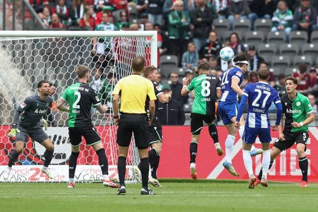 18 05 2025, xtgx, Fussball 2 Bundesliga, Hertha BSC Berlin Hannover 96 emspor, v l Fabian Reese Hertha, 11 schiesst Tor, schießt, Torschuetze, erzielt Tor, Treffer, scores the goal 1 1 DFL DFB REGULATIONS PROHIBIT ANY USE OF PHOTOGRAPHS as IMAGE SEQUENCES and or QUASI VIDEO Berlin
