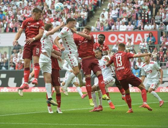 18 05 2025, xjpx, Soccer 2 Bundesliga, 1 FC Koeln 1 FC Kaiserslautern v l Daniel Hanslik Kaiserslautern clears the corner DFL DFB REGULATIONS PROHIBIT ANY USE OF PHOTOGRAPHS as IMAGE SEQUENCES and or QUASI VIDEO Koeln