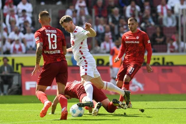 Florian Kainz 1 FC Koeln in action, on the ball, single action during the 2 Bundesliga match between 1 FC Köln and 1 FC Kaiserslautern at RheinEnergieStadion on May 18, 2025 in Cologne, Germany Photo by Ralf Treese DeFodi Images Florian Kainz 1 FC Koeln controls the ball during the 2 Bundesliga match between 1 FC Köln and 1 FC Kaiserslautern at RheinEnergieStadion on May 18, 2025 in Cologne, Germany Photo by Ralf Treese DeFodi Images DFB DFL REGULATIONS PROHIBIT ANY USE OF PHOTOGRAPHS AS IMAGE SEQUENCES AND OR QUASI VIDEO Photo by Ralf Treese DeFodi Images