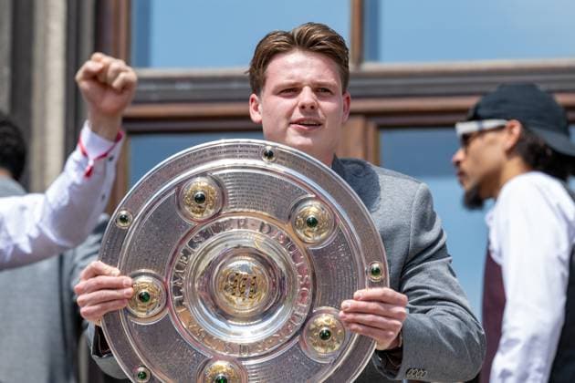 Football, Jonas Urbig 3rd player after Pasi Rautiainen and Frank Hartmann to become double champion - Archive