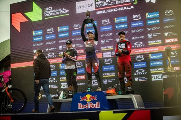 Whoop UCI MTB World Series DHI Worldcup Bielsko BiaÅa Podium NEWKIRK Anna FRAMEWORKS RACING 5DEV, SEAGRAVE Tahnee ORBEA FMD RACING , HOFFMANN Nina SANTA CRUZ SYNDICATEat Whoop UCI MTB World Series DHI Worldcup Bielsko BiaÅa, 18 05 2025,in , photo Sebastian Sternemann