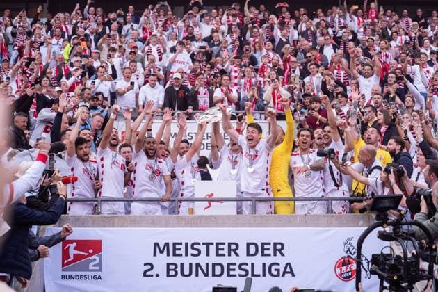 GER, 2 FBL, 1 FC Köln Koel vs 1 FC Kaiserslautern 18 05 2025, RheinEnergieStadion, Köln, GER, 2 FBL, 1 FC Köln Koel vs 1 FC Kaiserslautern im Bild 2 Liga Meister 1 FC Köln Koeln , Meister, Meisterschaft, Schale nordphotoxGmbHxx xChristianxSchulze nph000300