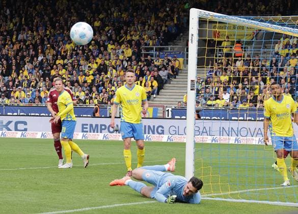 Goalkeeper Marko Johansson Eintracht Braunschweig saves Football, Men, Season 2024 2025 2 BL, Eintracht Stadion, Eintracht Braunschweig vs 1 FC Nuernberg, 1 4 Braunschweig must go to relegation DFL REGULATIONS PROHIBIT ANY USE OF PHOTOGRAPHS AS IMAGE SEQUENCES AND OR QUASI VIDEO