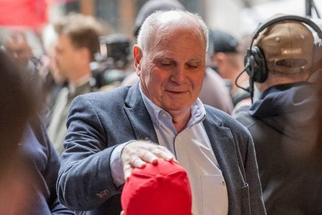 Uli Hoeness Honorary President, FC Bayern Munich Reception and Championship Ceremony FC Bayern Munich Men and Women, Football, Bundesliga, Season 2024 2025, 18 05 2025 Reception and Championship Ceremony FC Bayern Munich Men and Women, Football, Bundesliga, Season 2024 2025, 18 05 2025 Munich Copyright: xEibner-Pressefoto HeikexFeinerx EP_HFR