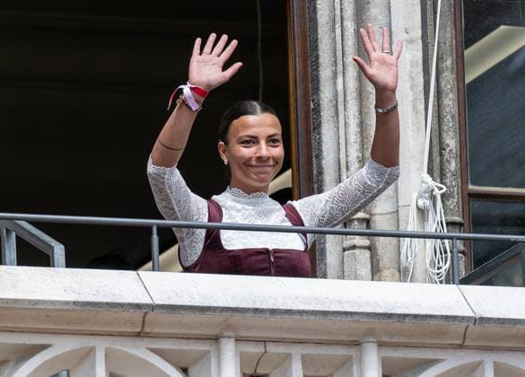 Arianna Caruso FC Bayern Muenchen women, 27 Reception and championship ceremony FC Bayern Muenchen men and women, football, Bundesliga, 2024 2025 season, 18 05 2025 Reception and championship ceremony FC Bayern Muenchen men and women, football, Bundesliga, 2024 2025 season, 18 05 2025 Muenchen Copyright: xEibner-Pressefoto HeikexFeinerx EP_HFR