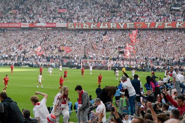 Final cheer Final cheer Emotion Joy Storm of the fans 18 05 2025 Soccer 1 FC Koeln vs 1 FC Kaiserslautern, Rheinenergiestadion, Koeln, DFB DFL REGULATIONS PROHIBIT ANY USE OF PHOTOGRAPHS AS IMAGE SEQUENCES AND OR QUASI VIDEO Copyright: xpepphotox xHorstxMauelshagenx pep00321, pep_20250508_hm_37291
