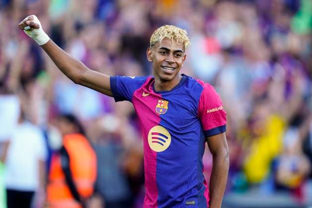 Sport Bilder des Tages FC Barcelona, Barca Villarreal CF. La Liga EA Sports match. Date 37 Lamine Yamal of FC Barcelona celebrates the 1-1 during the La Liga EA Sports match between FC Barcelona and Villarreal CF played at Lluis Companys Stadium on 18 May 2025 in Barcelona, Spain. kpng Copyright: xSergioxRuizx xImagox PS_240518_BAR_VIL_018