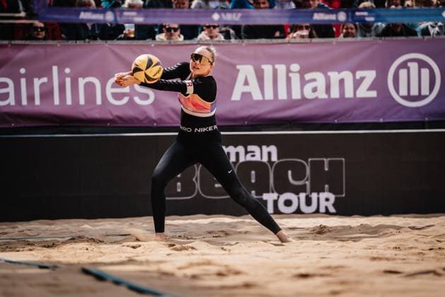 Beach volleyball women Allianz German Beach Tour 2025 Tourstop Düsseldorf 18 05 2025 Anna Chiara Reformat plays the ball Düsseldorf Robert Lehr Ufer Nordrhein Westfalen Germany