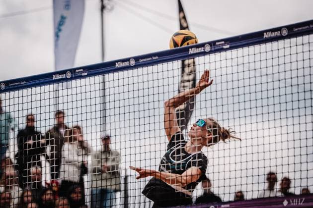 Beach volleyball women Allianz German Beach Tour 2025 Tourstop Düsseldorf 18 05 2025 Tabea Schwarz at Angrff Düsseldorf Robert Lehr Ufer Nordrhein Westfalen Germany