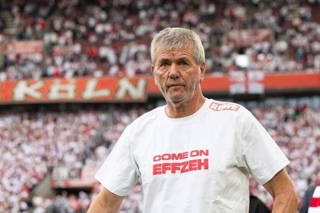 Head coach Friedhelm FUNKEL KOE, mi , serious, concentrated, in shirt with inscription Come on EffZeh, single picture Football 2 Bundesliga, matchday 34, 1 FC Koeln Köln KOE 1 FC Kaiserslautern FCK , final score 4 0, on 18 05 2025 at the R h e i n E n e r g i e S T A D I O N in Koeln Germany DFL regulations prohibit any use of photographs as image sequences and or quasi video Â