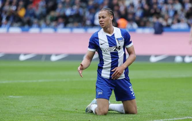 Derry Scherhant single image cropping action sport soccer soccer DFL 2 Bundesliga men 34 matchday season 2024 2025 18 05 2025 Hertha BSC Berlin vs Hannover 96 DFL regulations prohibit any use of photographs as image sequences and or quasi video
