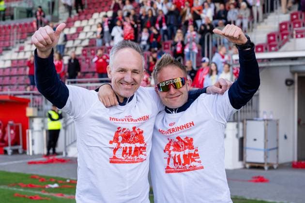 Jubilation, joy, emotion, f l Elvir Smajlovic 1 FSV Mainz 05, Goalkeeper Coach , Alexander Ulbrich 1 FSV Mainz 05, Co Coach , on promotion, GER, 1 FSV Mainz 05 vs 1 FC Saarbruecken, Frauen Regionalliga Suedwest, 21 Spieltag, Season 2024 2025, 18 05 2025, DFB DFL REGULATIONS PROHIBIT ANY USE OF PHOTOGRAPHS AS IMAGE SEQUENCES AND OR QUASI VIDEO, GER, 1 FSV Mainz 05 vs 1 FC Saarbruecken, Frauen Regionalliga Suedwest, 21 Matchday, Season 2024 2025, 18 05 2025, Mainz Copyright: xEibner-Pressefoto Jan-NiclasxGrox EP_JGG