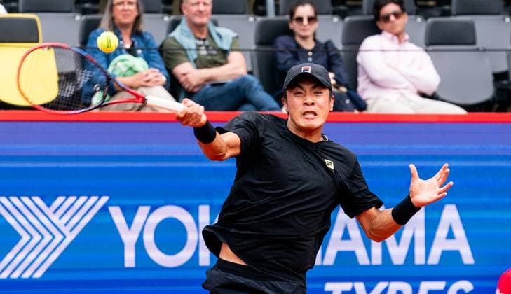 19 05 2025, ATP 500, Tennis, Men, Hamburg Open, Hamburg, Raphael Collignon Belgium Brandon Nakashima USA Brandon Nakashima USA Hamburg Tennis Stadium Am Rothenbaum Hamburg Germany