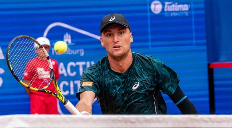 19 05 2025, ATP 500, Tennis, Men, Hamburg Open, Hamburg, Raphael Collignon Belgium Brandon Nakashima USA Raphael Collignon Belgium Hamburg Tennis Stadium Am Rothenbaum Hamburg Germany