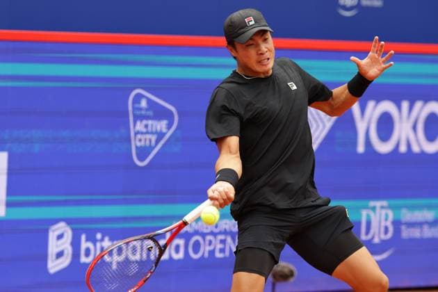 GER, Hamburg, xFSx, ATP500 Mens Tennis Tournament Bitpanda Hamburg Open 2025, Sixteenth Final 19 05 2025 Brandon Nakashima USA plays a forehand Copyright: HMBxMedia FernandoxSoares