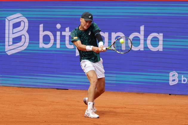 GER, Hamburg, xFSx, ATP500 Mens Tennis Tournament Bitpanda Hamburg Open 2025, Sixteenth Final 19 05 2025 Raphael Collignon BEL plays a backhand Copyright: HMBxMedia FernandoxSoares