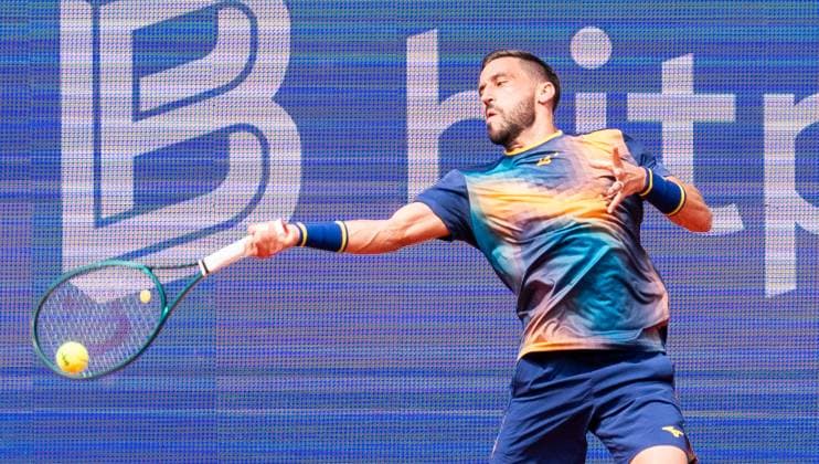 19 05 2025, ATP 500, Tennis, Men, Hamburg Open, Hamburg, 1 round, Andrey Rublev Russia Damir Dzumhur Bosnia and Herzegovina Damir Dzumhur Bosnia and Herzegovina Hamburg Tennis Stadium Am Rothenbaum Hamburg Germany