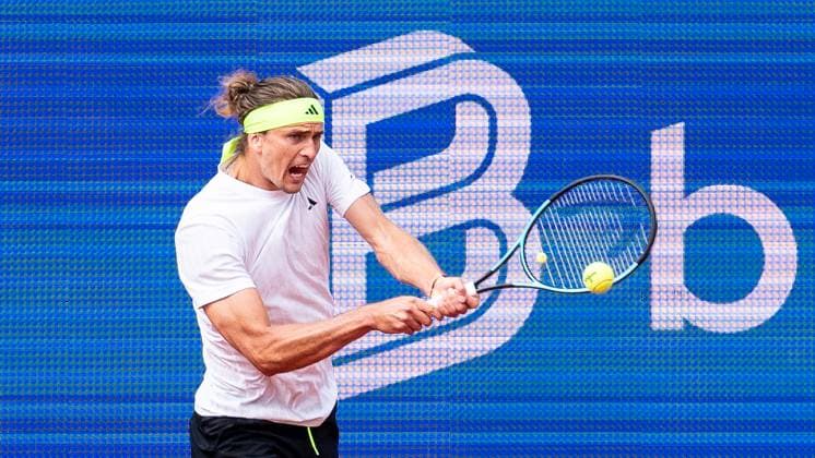 19 05 2025, ATP 500, Tennis, Men, Hamburg Open, Hamburg, 1 round, Alexander Zverev Germany Aleksandar Kovacevic USA Alexander Zverev Germany Hamburg Tennis Stadion Am Rothenbaum Hamburg Germany