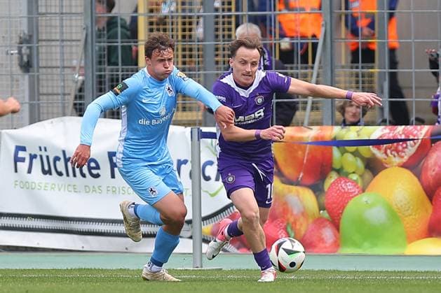 Munich, 17 05 2025, Stadion an der Grünwalder Straße, Football, Men, Season 2024 2025, 3 Liga, Matchday 38 , TSV 1860 München FC Erzgebirge Aue 1 1 0 1 , In the picture from l Lukas Reich 20, 60 Muenchen and Mirnes Pepic 10, Aue ,