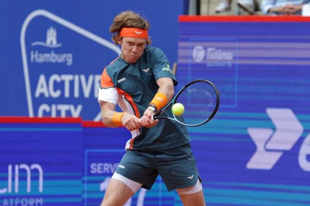 GER, Hamburg, xFSx, ATP500 Mens Tennis Tournament Bitpanda Hamburg Open 2025, Sixteenth Final 19 05 2025 Andrey Rublev RUS plays a backhand Copyright: HMBxMedia FernandoxSoares