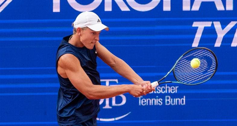 19 05 2025, ATP 500, Tennis, Men, Hamburg Open, Hamburg, 1 round, Jan Lennard Struff Germany Justin Engel Germany Justin Engel Germany Hamburg Tennis Stadium Am Rothenbaum Hamburg Germany