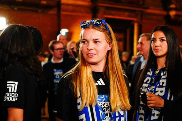 Svea Stoldt Hamburger SV Women, 08 GER, Promotion party Hamburger SV, Football, Season 2024 2025, 19 05 2025 GER, Promotion party Hamburger SV, Football, Season 2024 2025, 19 05 2025 Hamburg Copyright: xEibner-Pressefoto MarcelxvonxFehrnx EP_MFN