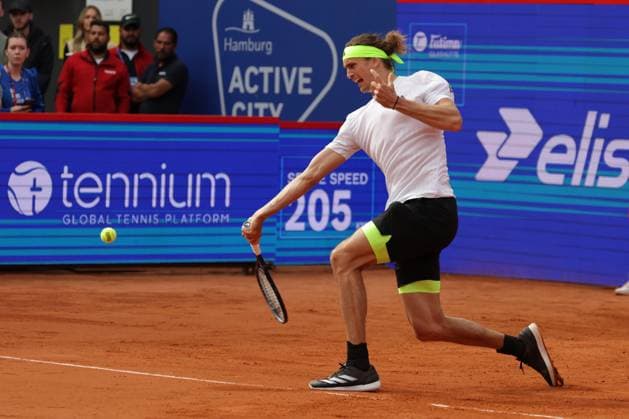 GER, Hamburg, xFSx, ATP 500 , Mens Tennis Tournament Bitpanda Hamburg Open 2025, Sixteenth Final 19 05 2025 Alexander Zverev GER plays a forehand Copyright: HMBxMedia FernandoxSoares