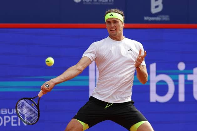 GER, Hamburg, xFSx, ATP 500 , Mens Tennis Tournament Bitpanda Hamburg Open 2025, Sixteenth Final 19 05 2025 Alexander Zverev GER plays a forehand Copyright: HMBxMedia FernandoxSoares