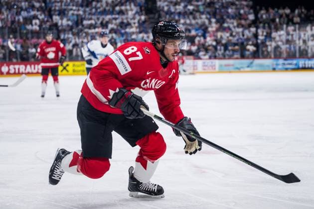 250519 Sidney Crosby of Canada during the 2025 IIHF Ice Hockey World Championship group stage game between Canada and Finland on May 19, 2025 in Stockholm Photo Simon Hastegard BILDBYRAN kod SH SH0623 ishockey ice hockey ishockey vm 2025 vm 2025 iihf world championship kanada canada finland 10 bbeng  Copyright: SIMONxHASTEGARD BB250519SH015
