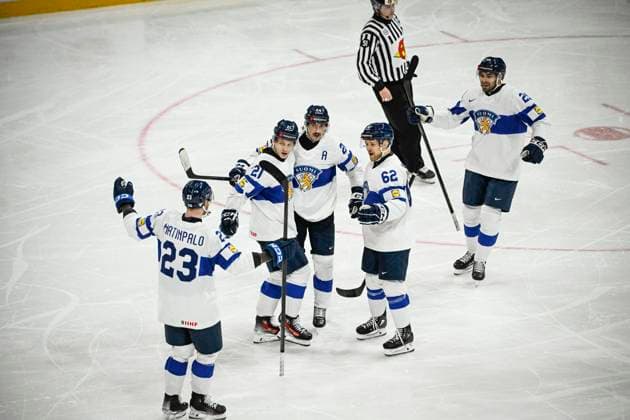 STOCKHOLM, SWEDEN 20250519 Finlands Patrik Puistola 21 celebrates scoring with teammates during the IIHF Ice Hockey World Championship group A match between Canada and Finland at Avicii Arena in Stockholm, Sweden, on May 19, 2025 STOCKHOLM SWEDEN x10080x  Copyright: xFredrikxSandberg TTx ICE HOCKEY WC CANADA-FINLAND