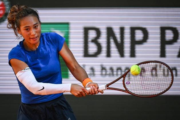 May 20, 2025, Paris, France, France: Qinwen ZHENG of China during a training session of Roland-Garros 2025, French Open 2025, Grand Slam tennis tournament at Roland-Garros Stadium on May 20, 2025 in Paris, France. Paris France - ZUMAm308 20250520_zsp_m308_004 Copyright: xMatthieuxMirvillex