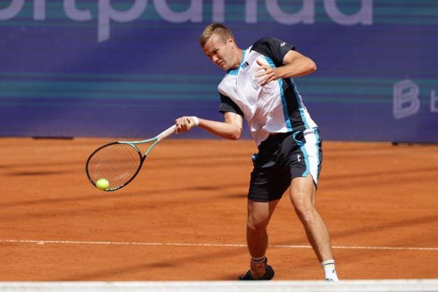 GER, Hamburg, xFSx, ATP 500 , mens tennis tournament Bitpanda Hamburg Open 2025, sixteenth final 20 05 2025 Vitaliy Sachko UKR plays a forehand Copyright: HMBxMedia FernandoxSoares