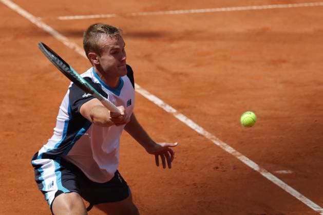 GER, Hamburg, xFSx, ATP 500 , mens tennis tournament Bitpanda Hamburg Open 2025, sixteenth final 20 05 2025 Vitaliy Sachko UKR plays a forehand Copyright: HMBxMedia FernandoxSoares
