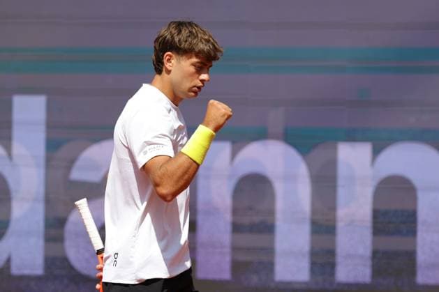 GER, Hamburg, xFSx, ATP 500 , mens tennis tournament Bitpanda Hamburg Open 2025, sixteenth final 20 05 2025 Flavio Cobolli ITA winner fist, cheer Copyright: HMBxMedia FernandoxSoares