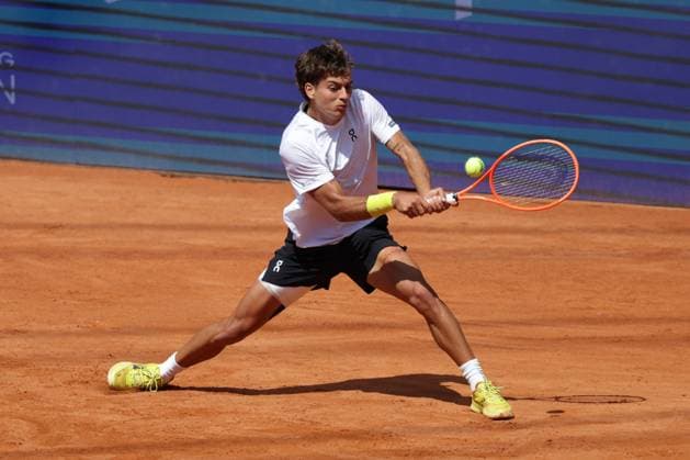 GER, Hamburg, xFSx, ATP 500 , mens tennis tournament Bitpanda Hamburg Open 2025, sixteenth final 20 05 2025 Flavio Cobolli ITA plays a backhand Copyright: HMBxMedia FernandoxSoares