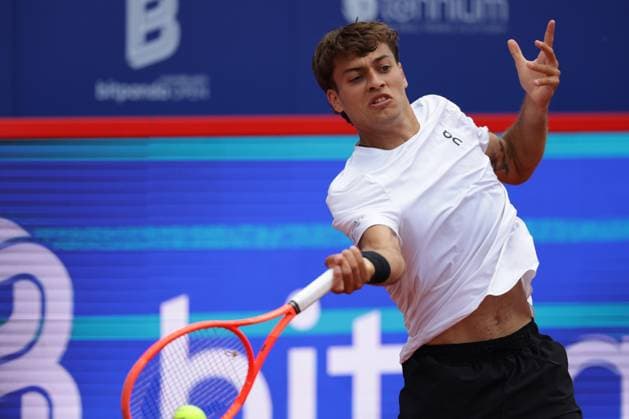 GER, Hamburg, xFSx, ATP 500 , Mens Tennis Tournament Bitpanda Hamburg Open 2025, Sixteenth Final 20 05 2025 Flavio Cobolli ITA plays a forehand Copyright: HMBxMedia FernandoxSoares