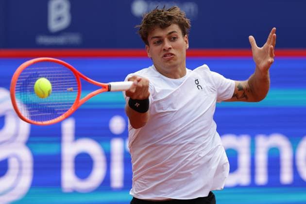 GER, Hamburg, xFSx, ATP 500 , Mens Tennis Tournament Bitpanda Hamburg Open 2025, Sixteenth Final 20 05 2025 Flavio Cobolli ITA plays a forehand Copyright: HMBxMedia FernandoxSoares