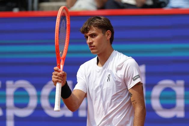 GER, Hamburg, xFSx, ATP 500 , mens tennis tournament Bitpanda Hamburg Open 2025, sixteenth final 20 05 2025 Flavio Cobolli ITA winner fist, jubilation, wins the match against Vitaliy Sachko UKR Copyright: HMBxMedia FernandoxSoares