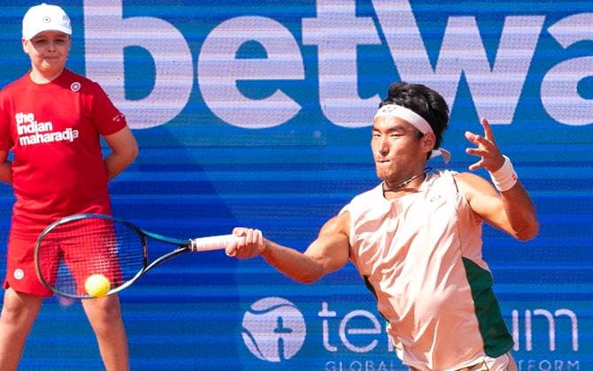 20 05 2025, ATP 500, Tennis, Men, Hamburg Open, Hamburg, 1 round, Yunchaokete Bu China Frances Tiafoe USA Yunchaokete Bu China Hamburg Tennis Stadium Am Rothenbaum Hamburg Germany