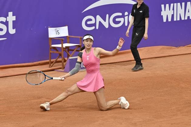 Tennis : Internationaux de Strasbourg 2025 - WTA, Tennis Damen 500 Tennis - Internationaux de Strasbourg 2025 - WTA 500 - Xinyu Wang - Chine France  Copyright: xChryslenexCaillaudx xPsnewZx