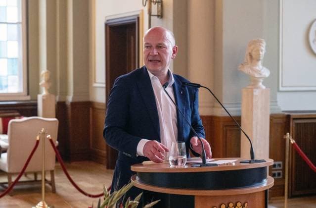 Soccer, Women, Season 2024 2025, 2 Womens Bundesliga, 1 FC Union Berlin, the promoted teams in the 1 Bundesliga are received in the Red City Hall by Kai Wegner Governing Mayor of Berlin, in the picture Berlins governing mayor Kai Wegner speaks, 20 05 2025, Copyright: xMatthiasxKochx