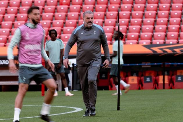 Tottenham Hotspur Training Session - UEFA Europa League Final 2025 Ange Postecoglou head coach of Tottenham Hotspur during Tottenham Hotspur training session ahead of the UEFA Europa League Final 2025 between Tottenham Hotspur and Manchester United, ManU at San Mames Stadium on May 20, 2025 in Bilbao, Spain. Bilbao San Mames Stadium Italy Copyright: xGiuseppexMaffiax UEL_Final_Tottenham-MD-1_200525_DSC1067