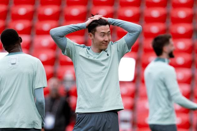 Tottenham Hotspur Training Session - UEFA Europa League Final 2025 Son Heung-Min of Tottenham Hotspur reacts during Tottenham Hotspur training session ahead of the UEFA Europa League Final 2025 between Tottenham Hotspur and Manchester United, ManU at San Mames Stadium on May 20, 2025 in Bilbao, Spain. Bilbao San Mames Stadium Italy Copyright: xGiuseppexMaffiax UEL_Final_Tottenham-MD-1_200525_DSC1539