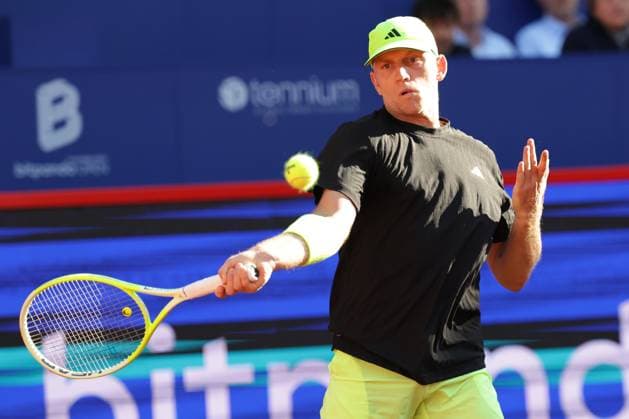 GER, Hamburg, xFSx , ATP 500 , Mens Tennis Tournament Bitpanda Hamburg Open 2025, Sixteenth Final 20 05 2025 Alejandro Davidovich Fokina ESP plays a forehand Copyright: HMBxMedia FernandoxSoares