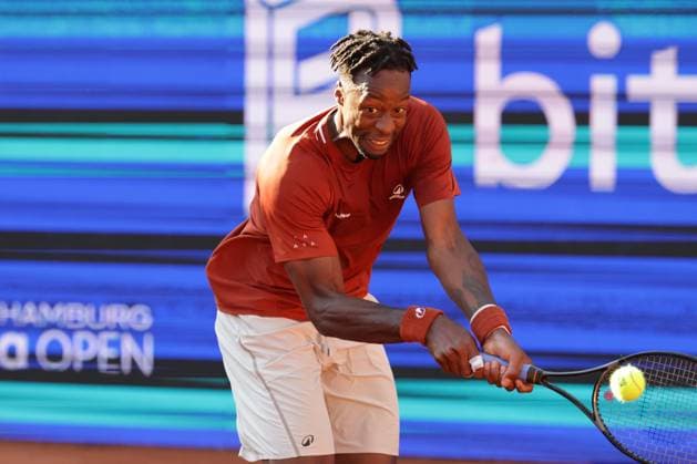 GER, Hamburg, xFSx , ATP 500 , Mens Tennis Tournament Bitpanda Hamburg Open 2025, Sixteenth Final 20 05 2025 Gael Monfils FRA plays a backhand Copyright: HMBxMedia FernandoxSoares