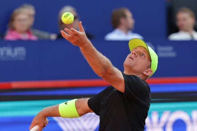 GER, Hamburg, xFSx , ATP 500 , Mens Tennis Tournament Bitpanda Hamburg Open 2025, Sixteenth Final 20 05 2025 Alejandro Davidovich Fokina ESP makes a serve Copyright: HMBxMedia FernandoxSoares