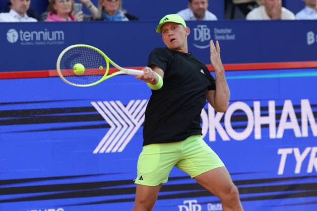 GER, Hamburg, xFSx , ATP 500 , Mens Tennis Tournament Bitpanda Hamburg Open 2025, Sixteenth Final 20 05 2025 Alejandro Davidovich Fokina ESP plays a forehand Copyright: HMBxMedia FernandoxSoares