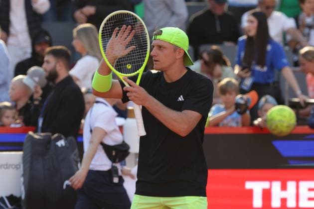 GER, Hamburg, xFSx , ATP 500 , Mens Tennis Tournament Bitpanda Hamburg Open 2025, Sixteenth Final 20 05 2025 Alejandro Davidovich Fokina ESP thanked the audience Copyright: HMBxMedia FernandoxSoares