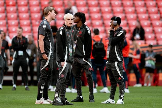 Manchester United, ManU Training Session And press conference, PK, Pressekonferenz - UEFA Europa League Final 2025 Alejandro Garnacho of Manchester United and Rasmus Hojlund of Manchester United look on during Manchester United training session ahead of the UEFA Europa League Final 2025 between Tottenham Hotspur and Manchester United at San Mames Stadium on May 20, 2025 in Bilbao, Spain. Bilbao San Mames Stadium Spain Copyright: xGiuseppexMaffiax UEL_Final_ManchesterUtd_MD-1_200525_DSC9320